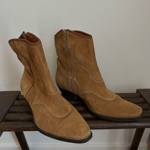 Tan Suede Women's Boots